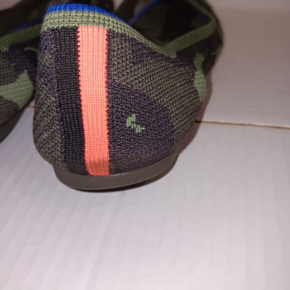 ROTHYS  THE POINTED OLIVE CAMO FLATS - Picture 6 of 11